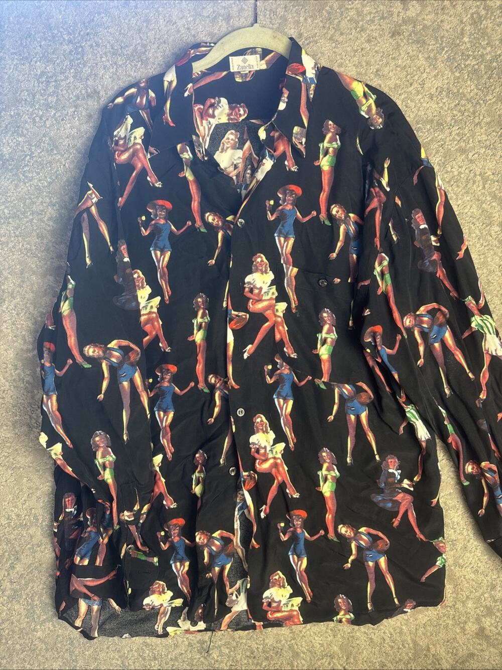 Vintage Zanella Pin Up Girl Shirt Men’s Large Black All Over Print Made in Italy